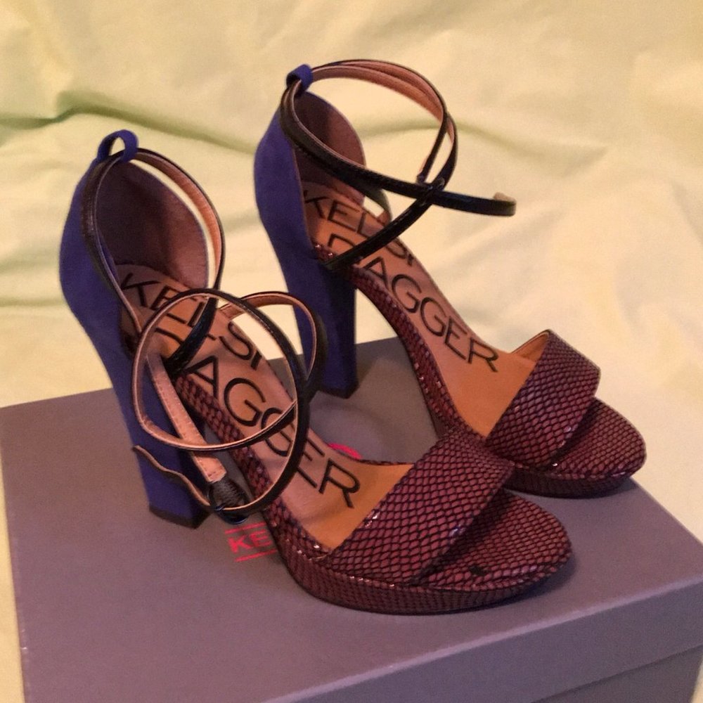 MacKenna Strappy Tall Heels Sandals Shoes 6M Kelsi Dagger